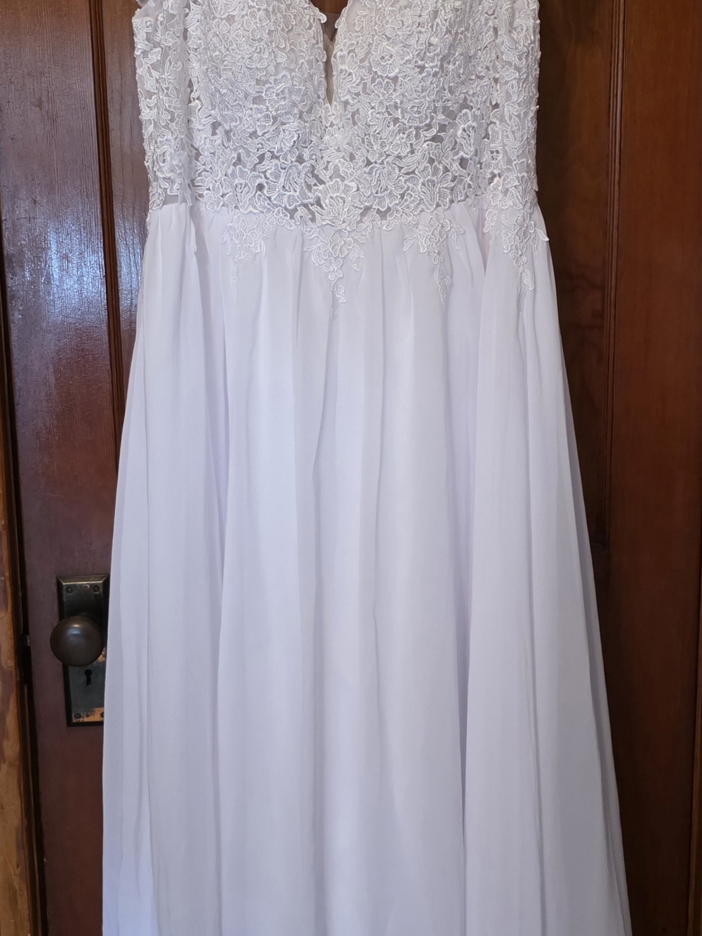 Romantic Lace Bodice White Wedding Gown